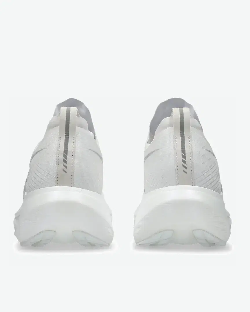 Asics Megablast - 1013A170-100 (4) au meilleur prix !