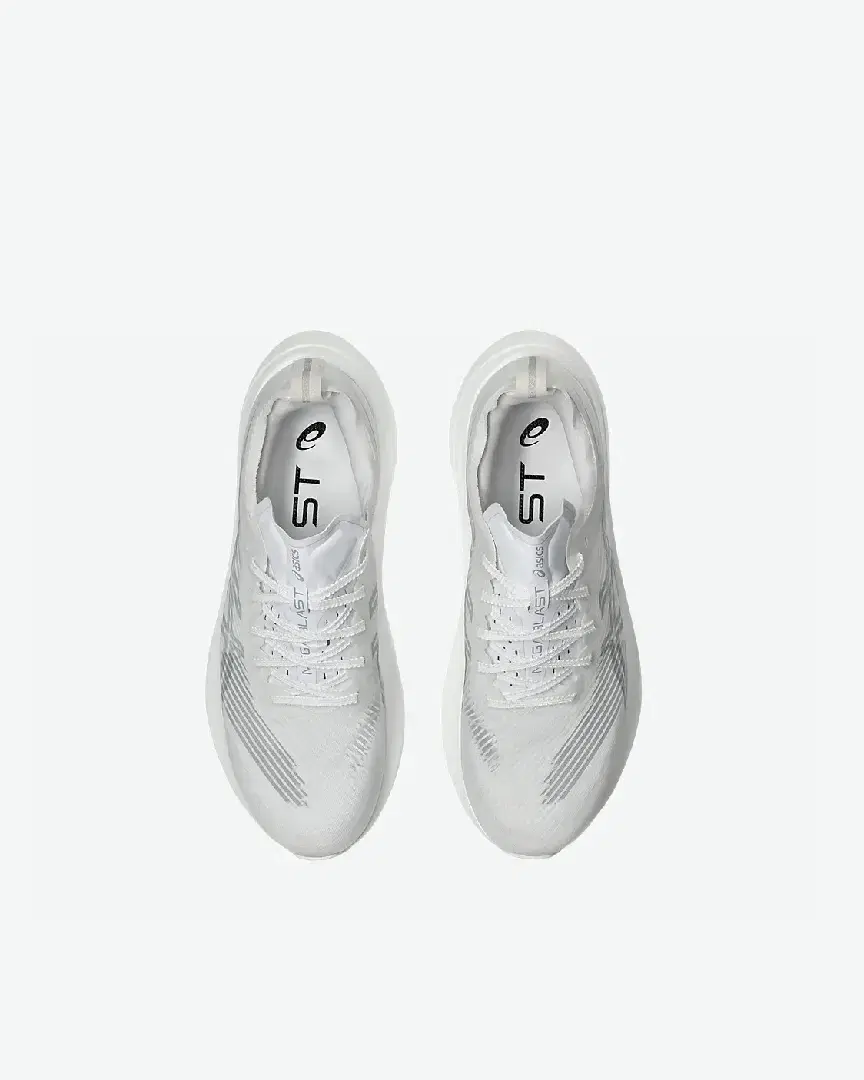 Asics Megablast - 1013A170-100 (5) au meilleur prix !