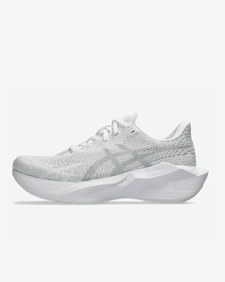 Asics Novablast 6 - Women (17) au meilleur prix !