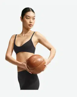 Brassière à encolure dégagée NikeSKIMS Matte Femme – 3/4