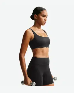 Brassière à encolure dégagée NikeSKIMS Matte Femme – 3/4