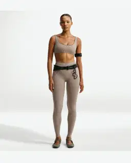Brassière à encolure dégagée NikeSKIMS Ribbed Seamless Femme – 4/4