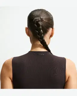 Brassière à maintien normal et col montant NikeSKIMS Studio Stretch Femme – 2/4