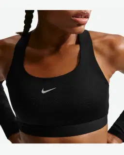 Brassière à maintien supérieur avec doublure légère Nike Swift Femme – 3/4
