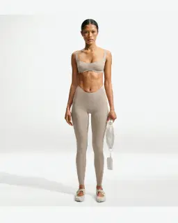 Brassière micro NikeSKIMS Studio Stretch Femme – 4/4