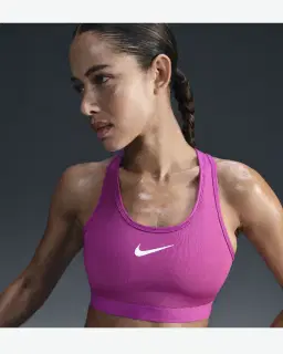 Brassière réglable rembourrée à maintien supérieur Nike Swoosh Femme – 1/4