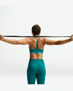 Brassière réglable rembourrée à maintien léger Nike Indy Femme – 2/4