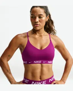Brassière réglable rembourrée à maintien léger Nike Indy Femme – 1/4