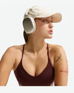 Brassière réglable rembourrée à maintien léger Nike Indy Femme – 3/4