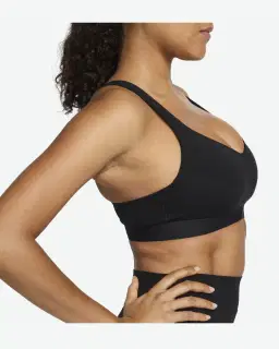 Brassière réglable rembourrée à maintien supérieur Nike Indy Femme – 3/4