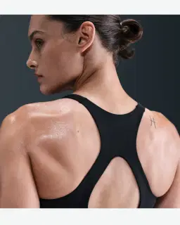 Brassière rembourrée à maintien normal Nike Universa Femme – 2/4
