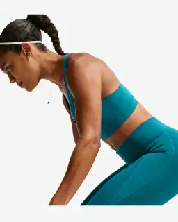 Brassière rembourrée à maintien normal Nike Universa Femme – 3/4