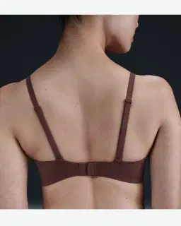 Brassière rembourrée et convertible à maintien léger Nike Alate Minimalist Femme – 2/4