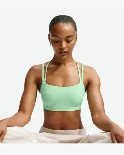 Brassière rembourrée Nike Zenvy Strappy Femme – 3/4