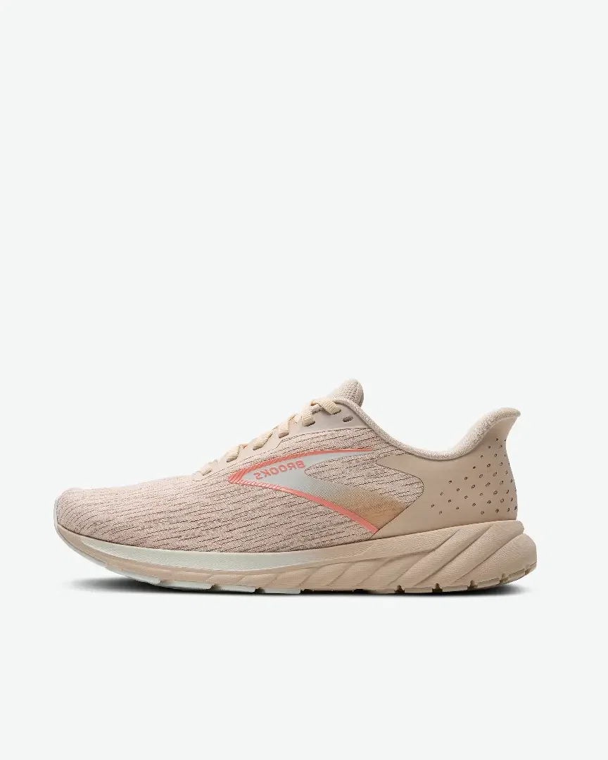Brooks Anthem 7 W