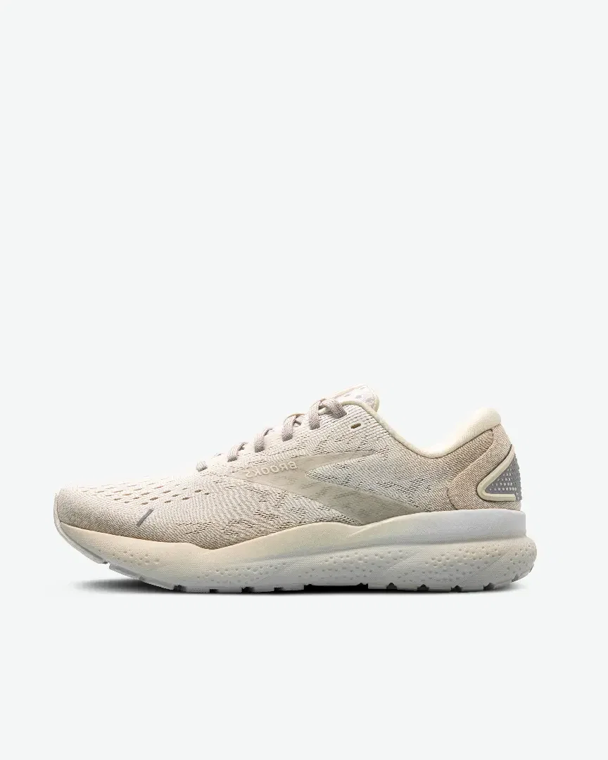 Brooks Saturdays X Ghost 16 M