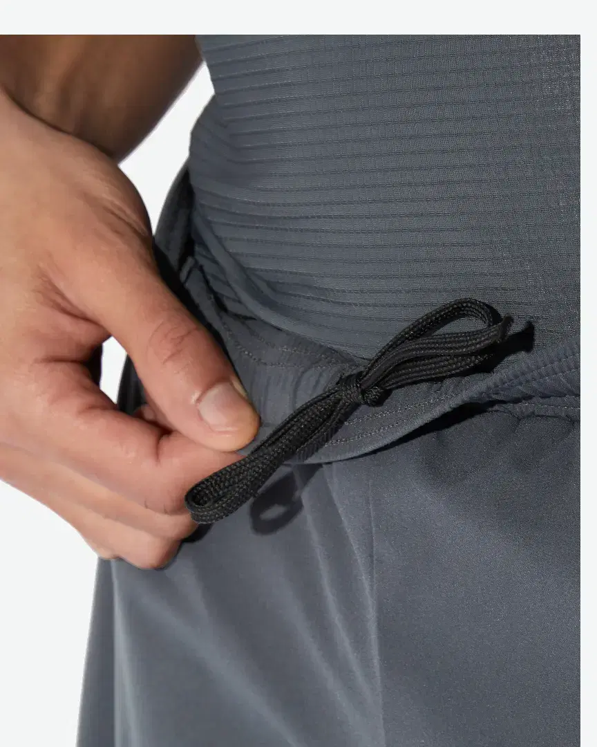 Circle Short Legend 2 - SHORT-LEGEND-HOMME-2-0-FLINT-GREY (3) au meilleur prix !