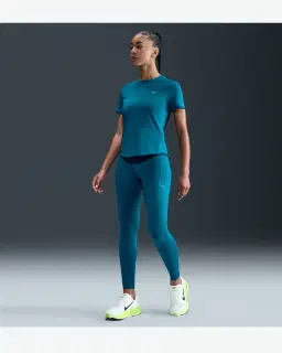 Collant 7/8 taille haute avec poches Nike Swift Femme – 1/4