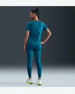 Collant 7/8 taille haute avec poches Nike Swift Femme – 4/4