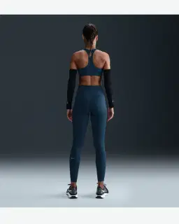 Collant 7/8 taille haute avec poches Nike Swift Femme – 4/4