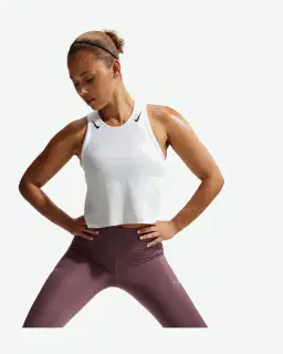 Collant 7/8 taille haute avec poches Nike Swift Femme – 4/4