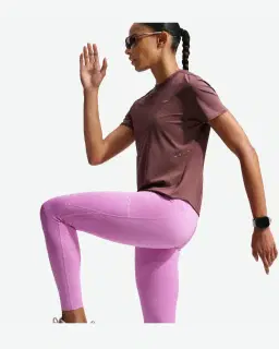 Collant 7/8 taille haute avec poches Nike Swift Femme – 4/4