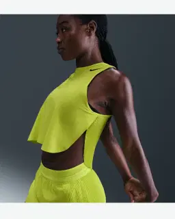 Débardeur court imprimé Dri-FIT ADV Nike AeroSwift Femme – 3/4