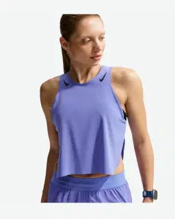 Débardeur court imprimé Dri-FIT ADV Nike AeroSwift Femme – 1/4