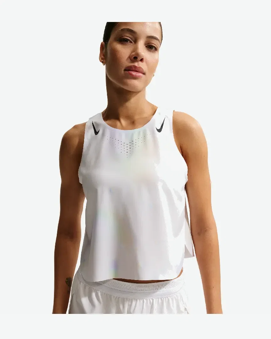 Débardeur court imprimé Dri-FIT ADV Nike AeroSwift Femme