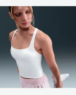 Débardeur de sport avec brassière intégrée à maintien léger Nike Zenvy Femme – 3/4