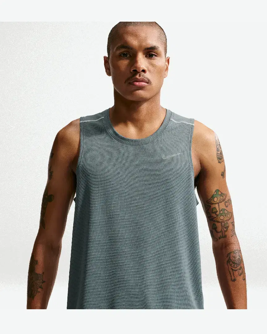 Débardeur Dri-Fit Nike Miler M - IF2018-084 (0) au meilleur prix !