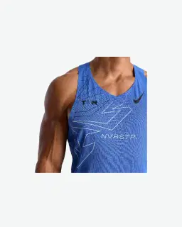 Débardeurs Nike AeroSwift NVRSTP x Top4Running Homme – 3/4