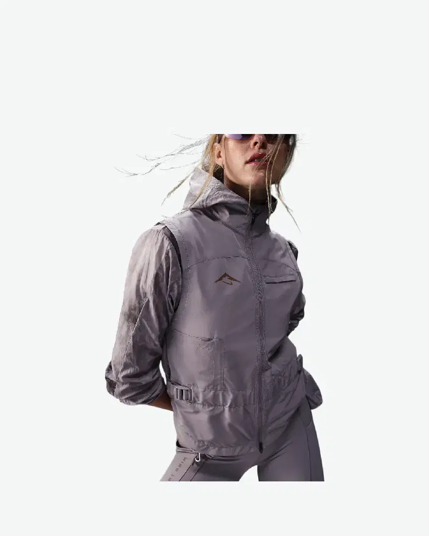 Gilet Nike Trail W - Women (37) au meilleur prix !