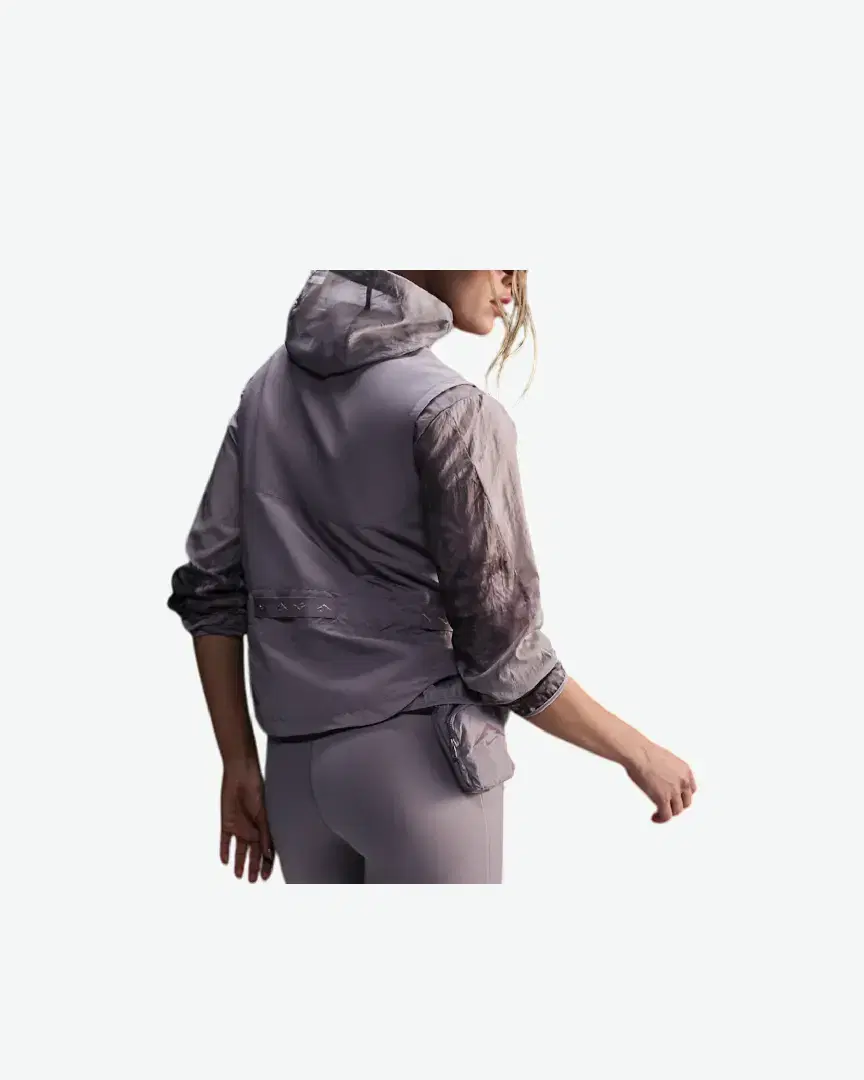 Gilet Nike Trail W - FV6398-226 (1) au meilleur prix !