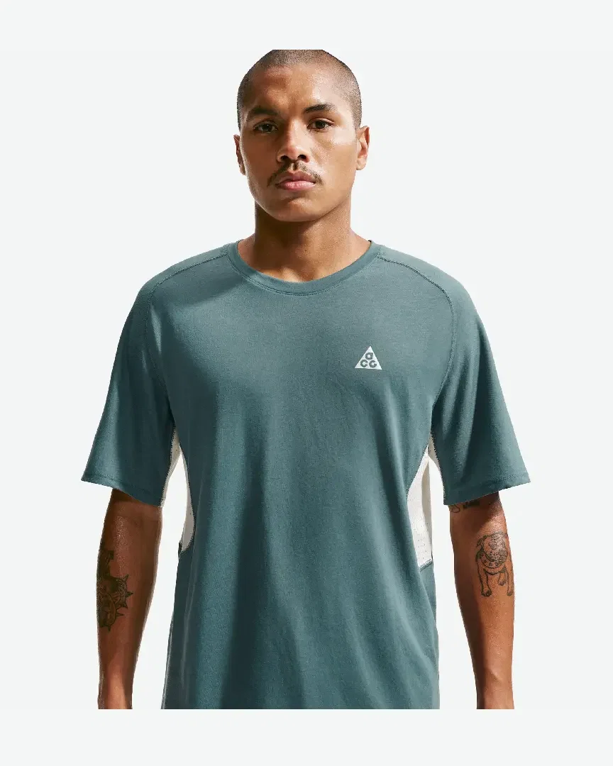 Haut de trail homme Dri-FIT ADV Nike ACG « Solar Chase » Homme