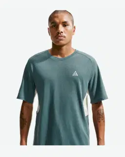 Haut de trail homme Dri-FIT ADV Nike ACG « Solar Chase » Homme – 1/4