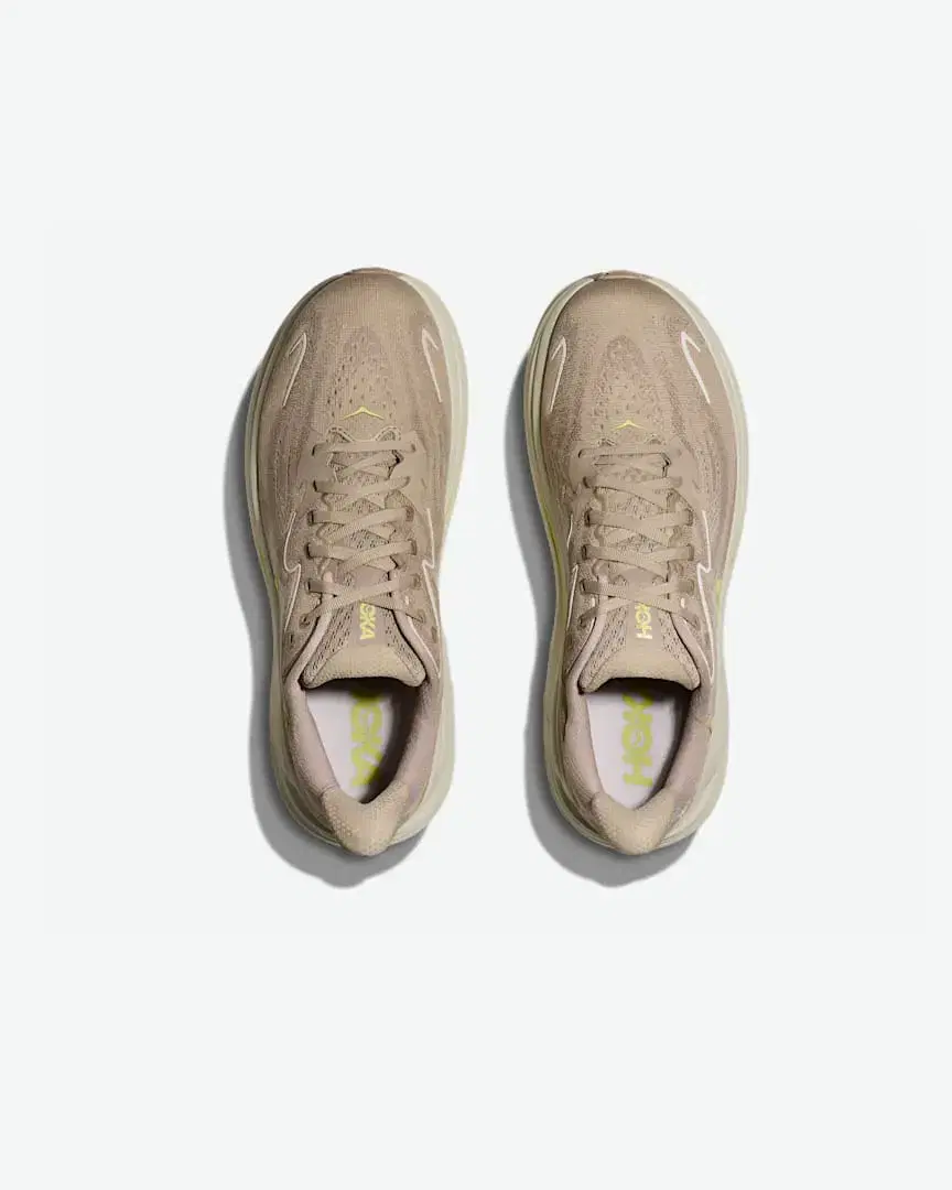 Hoka One One Clifton 10 M - 1162030-RNN (1) au meilleur prix !