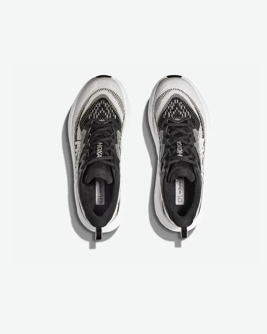 Hoka One One Skyflow W - 1155113-BWHT (1) au meilleur prix !