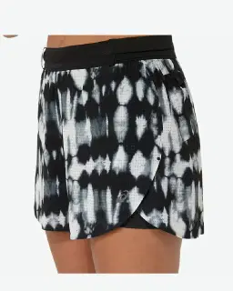 limited series metarun split short Femme – 4/10