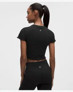 Lululemon baby tee align à ourlet ondulé Femme – 3/5