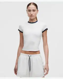 Lululemon baby tee ringer en coton biologique courtside Femme – 1/5