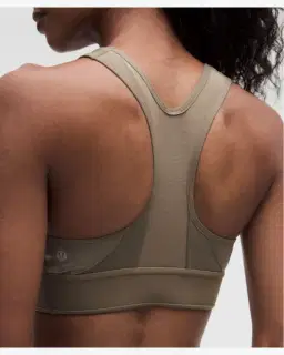 Lululemon brassière dos nageur à effet brillant license to train maintien moyen, bonnets b/c Femme – 5/5