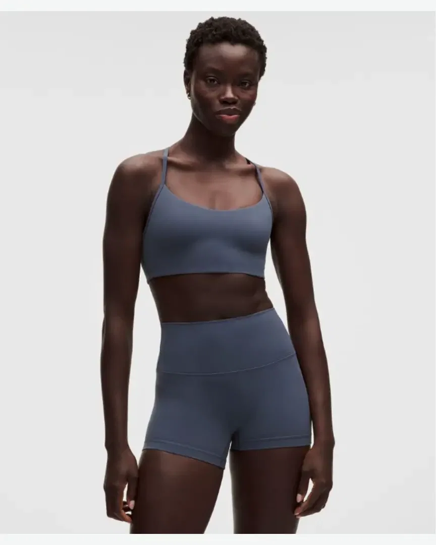 Lululemon brassière flow y maintien léger, bonnets c/d Femme