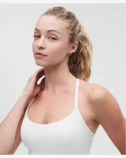 Lululemon brassière flow y maintien léger, bonnets c/d Femme – 4/5