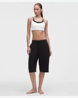 Lululemon brassière flow y maintien léger, bonnets c/d Femme – 3/5