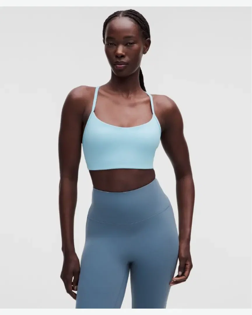 Lululemon brassière flow y maintien léger, bonnets c/d Femme