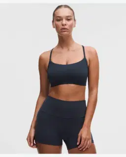 Lululemon brassière flow y maintien léger, bonnets c/d Femme – 1/5