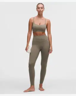 Lululemon brassière flow y maintien léger, bonnets c/d Femme – 3/5