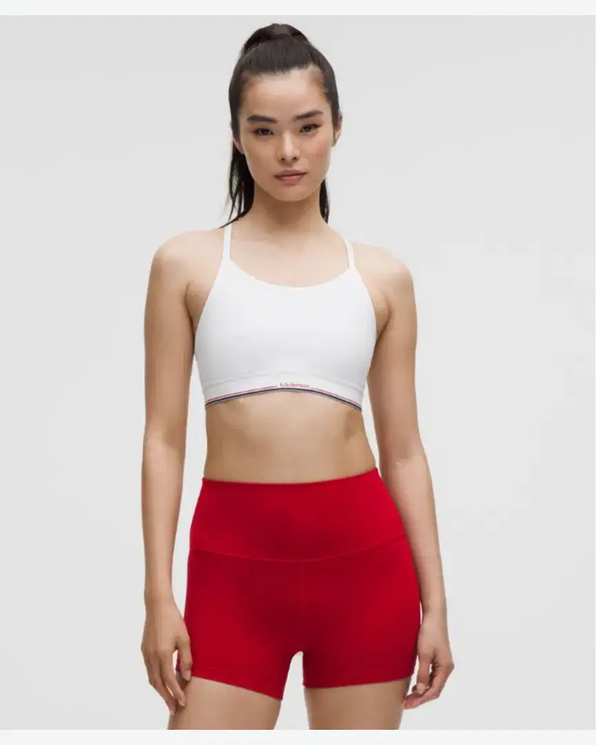 Lululemon Brassière Flow Y Maintien Moyen Bonnets B/C W - Women (24) au meilleur prix !
