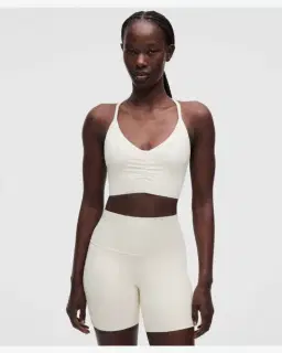 Lululemon brassière flow y nulu maintien léger, bonnets b/c Femme – 1/5